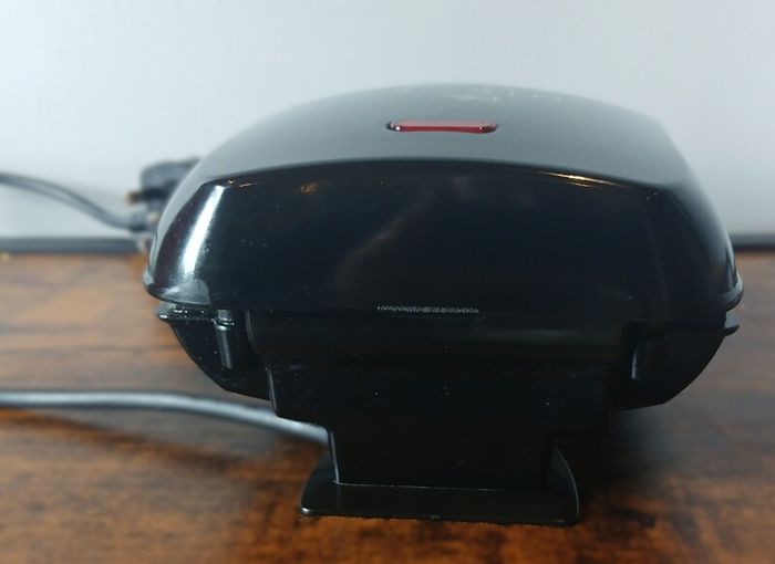 Official Disney Mickey Mouse Waffle Maker (Model DCM-9UK) Good Working Order