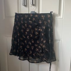 Hollister skirt