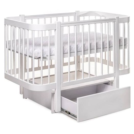 baby cot