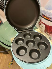 cupcake maker