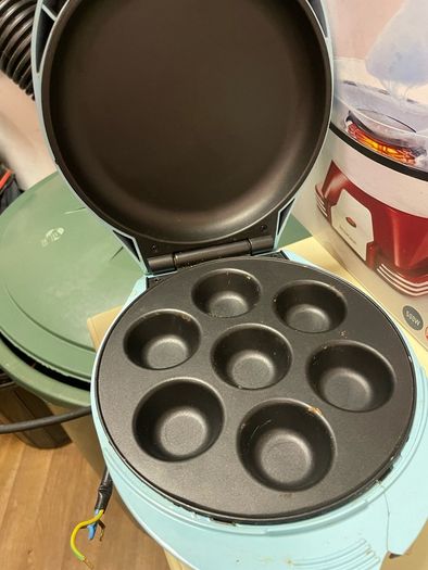 cupcake maker