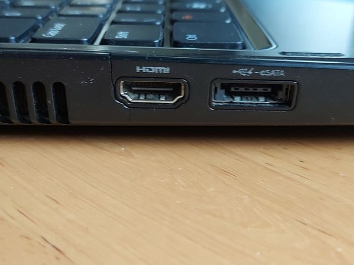 Dell Inspiron N5110, Intel Core i5-2310M CPU, 2.3GHz, 4GB Ram, 500GB HDD, Windows 7 Home, Chrome, Mozilla Firefox, and VLC