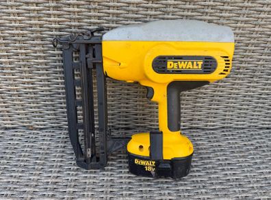 Dewalt 2nd fix Nailer for parts