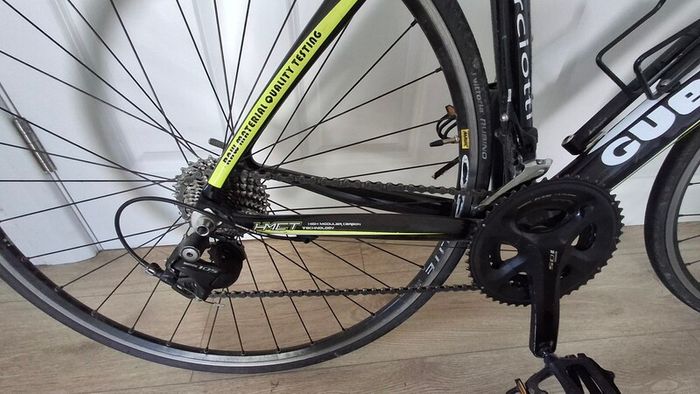 carbon road bike