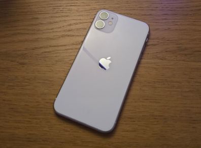 Iphone 11, Registered post included