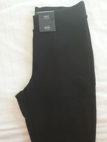 M&S Mid Rise Skinny Trousers Size 8 BNWT