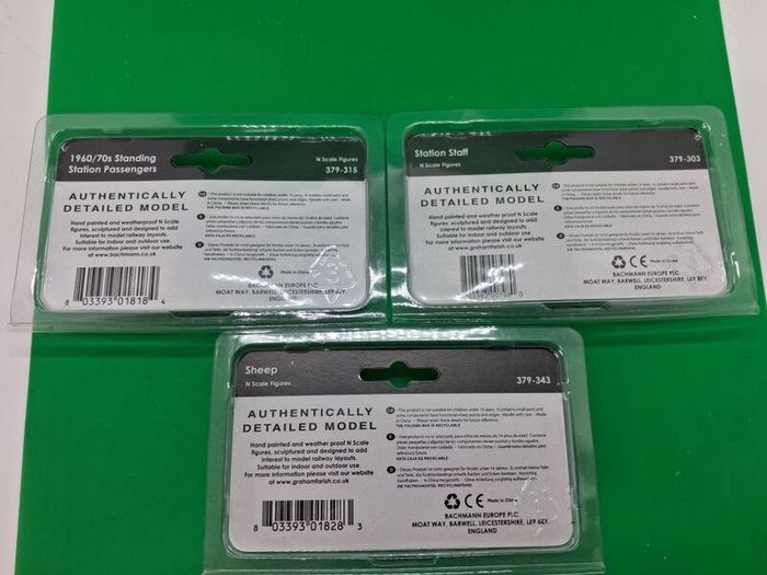 Postage - 3 x Graham Farish by Bachmann - N Gauge Figures -