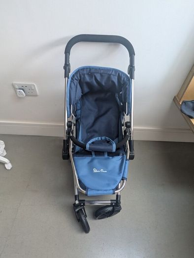 Silver Cross Childrens Buggie, Pram and Carseat