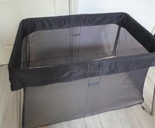 Babybjorn Travel Cot