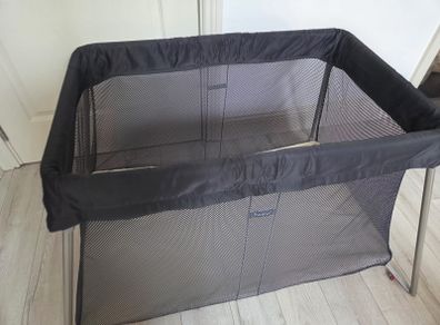 Babybjorn Travel Cot