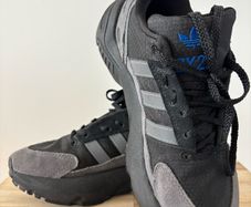 Adidas ZX 22 Boost sneakers