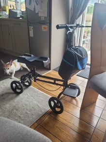 knee walker
