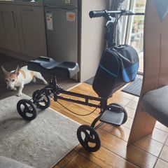 knee walker