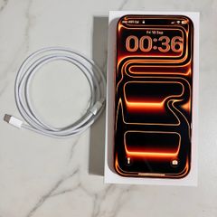iPhone 17 Pro Max Cosmic Orange 256GB