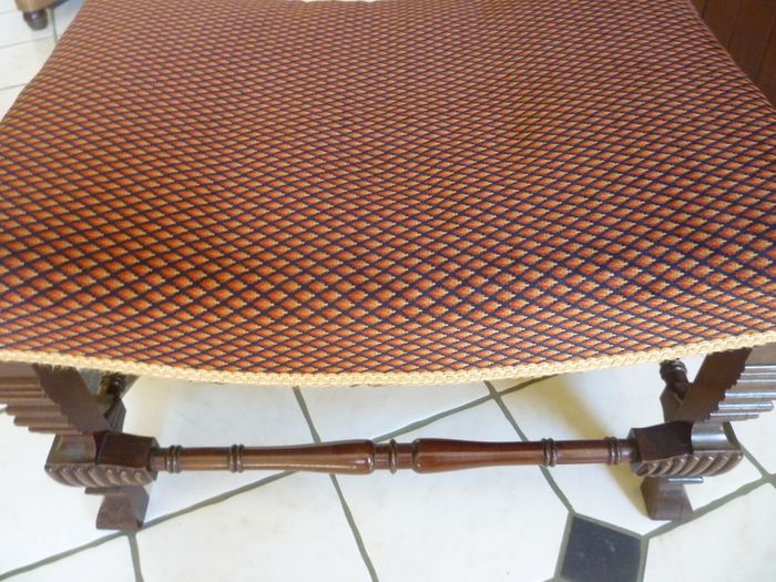 Edwardian William And Mary mahogany Stool. Genuine Antique Edwardian. Excellent condition. Solid & weighty.