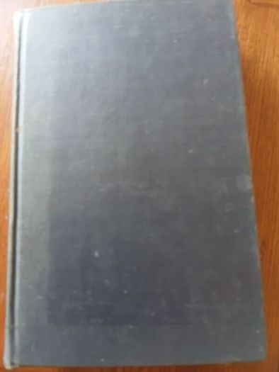 1st Ed. History Of Christian Philosophy In The Middle Ages By Etienne Gilson - 1955. Religion. Church.