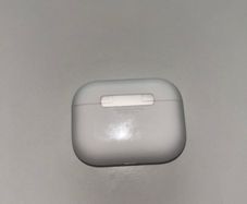 Apple AirPods Pro 2nd Gen USB C MagSafe Charging Case