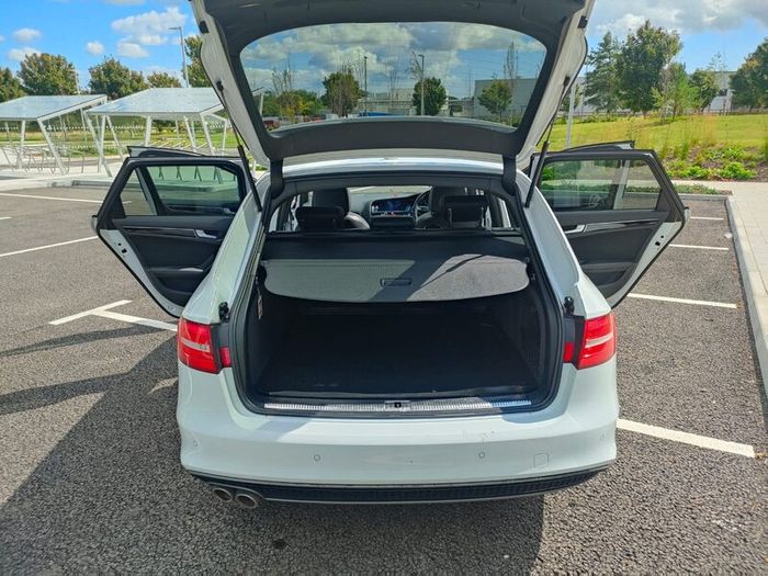 Audi A4 S line Black Edition Quatro 177BHP