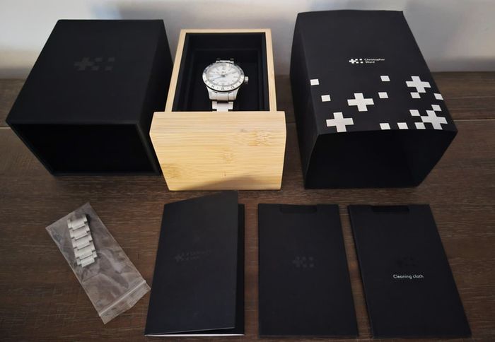 Christopher Ward C60 Trident GMT 300 40mm