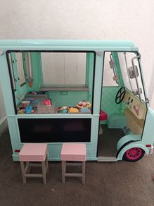 Generation doll ice cream truck