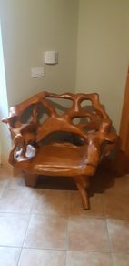 root chair & coffee table