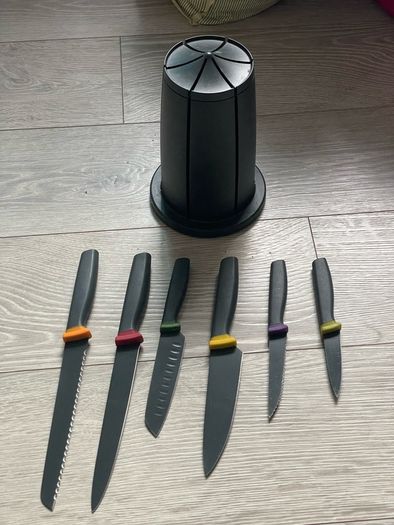 Joseph Joseph Elevate Knives Carousel