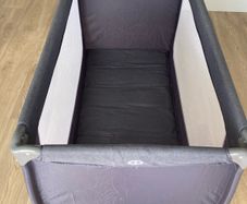 Travel cot