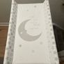 Babylo Changing Table with Bath Image 6