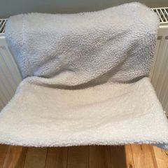 Cat or Small Dog Radiator Bed (Dublin/Bray/Wexford)