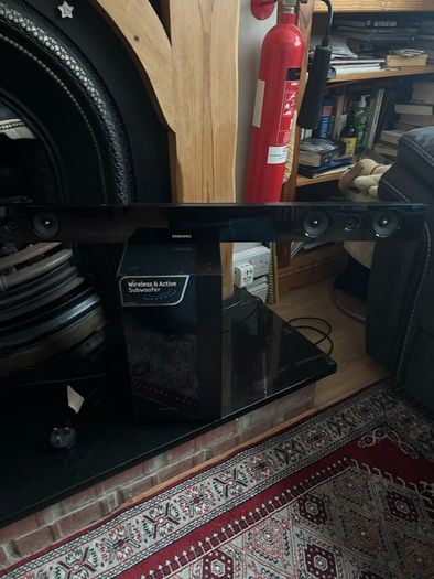 Samsung surround sound speaker and wireless woofer