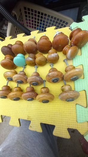 press knobs