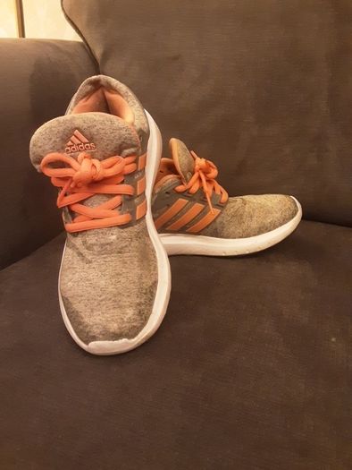 Trainers/Adidas Cloudfoam Trainers Size: 5 UK .. 38 EU .. Colour: Grey/Pink .. Price Drop