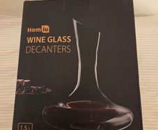 New Wine decanter 1.5L (unopened)