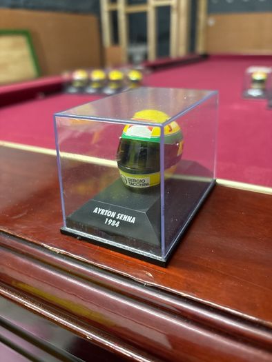 Ayrton Senna Helmet 1984 1:8 Minichamps