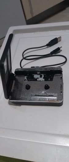 Cassette converter + player walkman