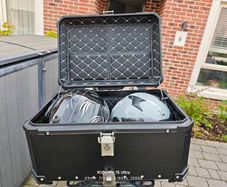 65 liter motorbike top box