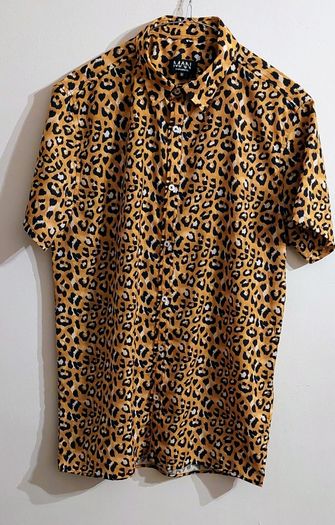 Man's short sleeved  shirt