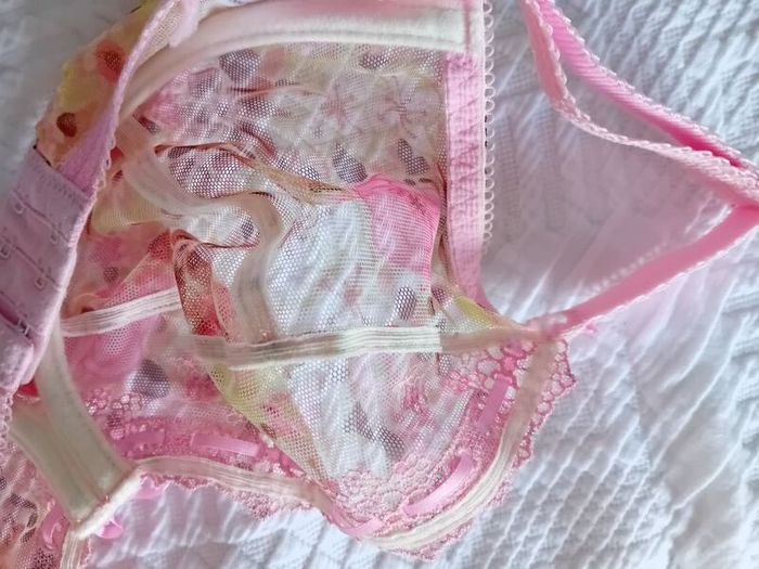 Freya Eloise - Underwire Plunge Bra 28FF and Thong XS - Brand New RRP 55