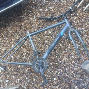 2 bikes for parts or repair