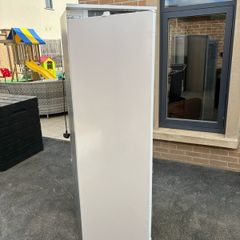 whirlpool intergrated fridge