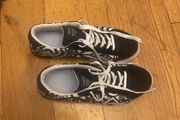 sneaker