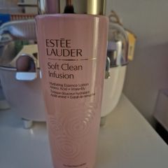 Estee lauder lotion