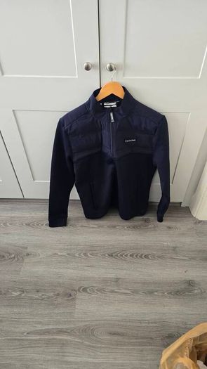 golf top Calvin Klein