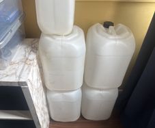 Drums to keep water for fish tanks