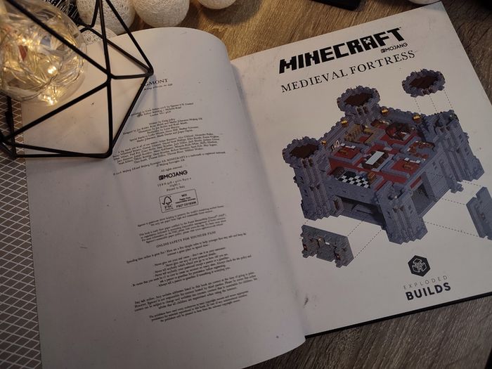 Minecraft ! Exploded Builds ! Medieval Fortress ! An Official Minecraft Book ! Hardcover ! 2016 ! by Egmont Books !