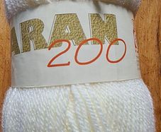 200g Tivoli Aran 200 Wool, White.
