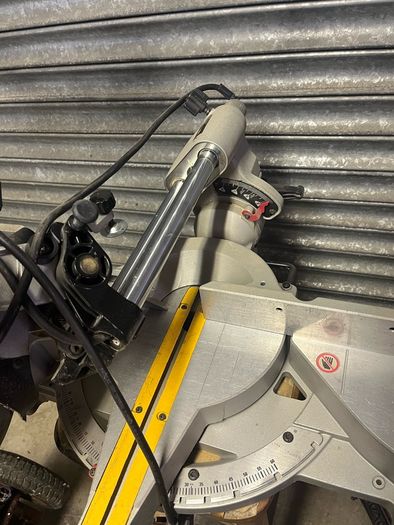 Dewalt miter saw