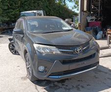 Breaking Toyota rav4 2014 diesel