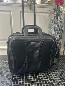 Targus 16" Executive Rolling laptop bag