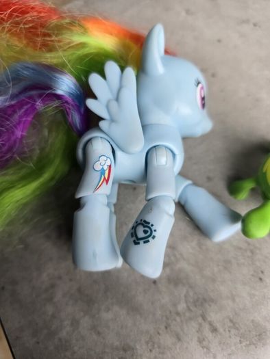 Articulated Joints Rainbow Dash with Pet Turtle Tortoise MLP G4 My Little Pony